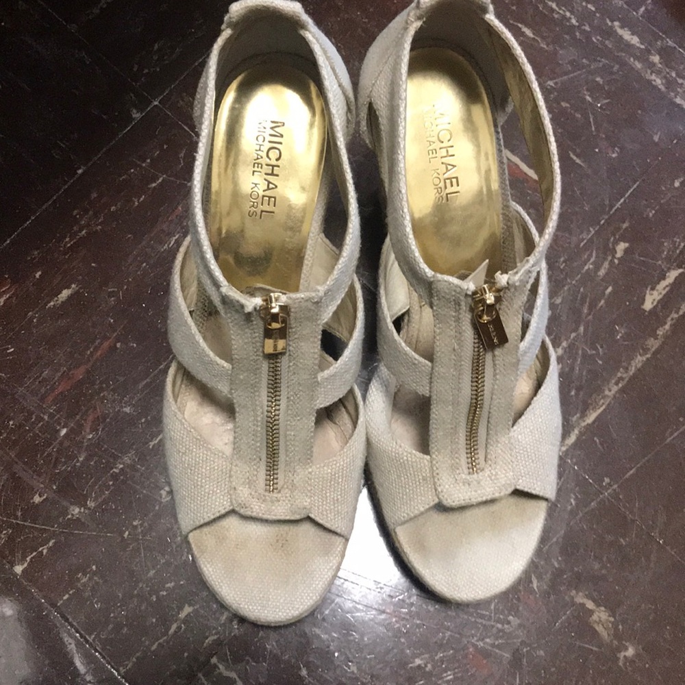 Size 9.5 Michael Kors wedges